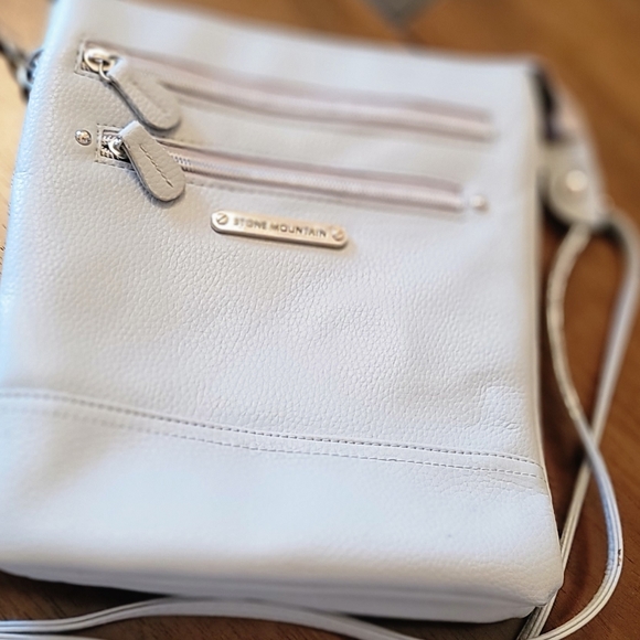 STONE MOUNTAIN ||  Blue-Gray Multi Pocket  Compartment Handbag  👜 - Picture 5 of 13